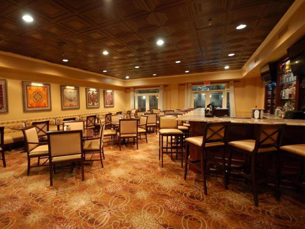 Richmond Inn & Suites Baton Rouge Ngoại thất bức ảnh